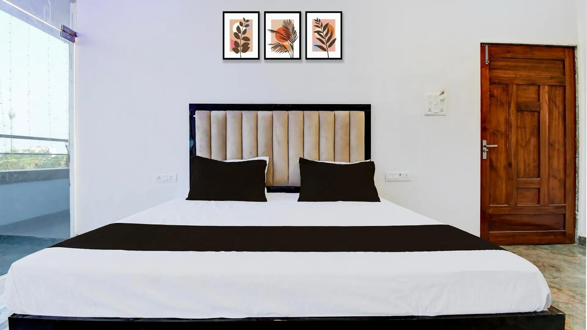 Hotel O Aanandkanan Varanasi